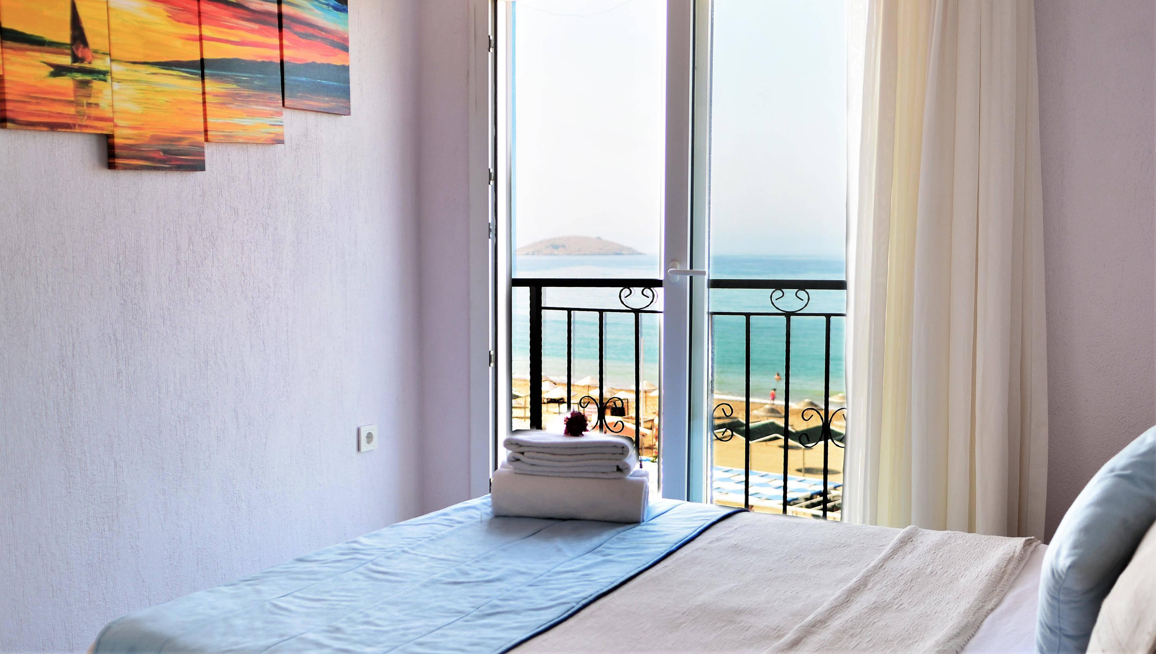 Gumuldur Mavi Deniz Hotel Exterior photo