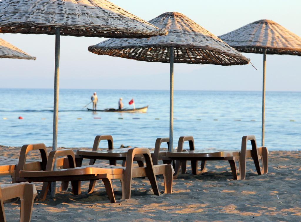 Gumuldur Mavi Deniz Hotel Exterior photo
